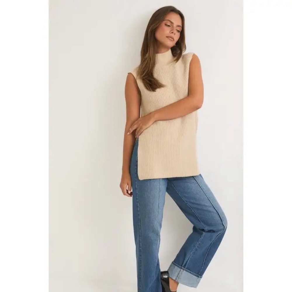 High Neck Sleeveless Sweater Top- NWT